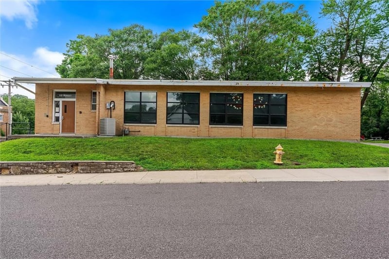 110 Murray Dr, Excelsior Springs, MO 64024