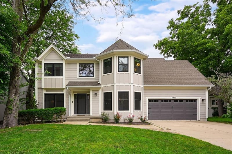 18870 116th St, Olathe, KS 66061