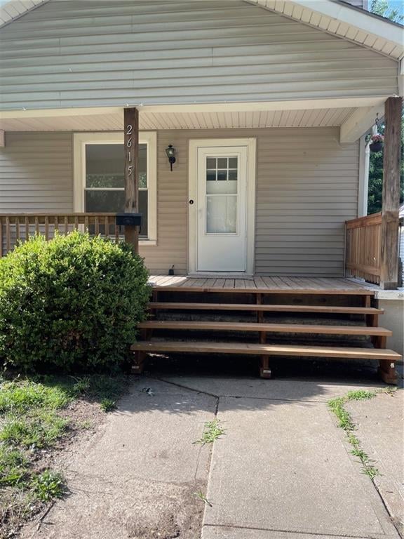 2615 Duncan St, St Joseph, MO 64507