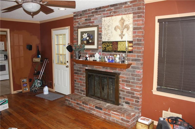 415 106th Ter, Kansas City, MO 64131
