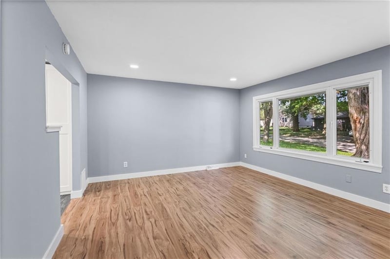5624 Harvard Ave, Raytown, MO 64133
