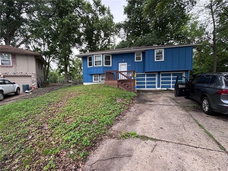 20125 13th St, Independence, MO 64057