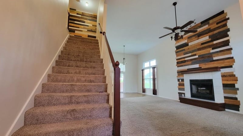 21705 Race St, Spring Hill, KS 66083