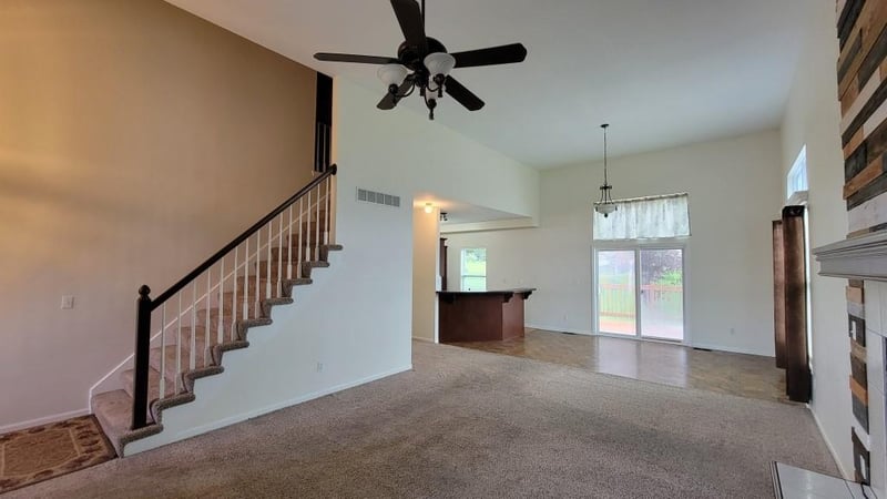 21705 Race St, Spring Hill, KS 66083