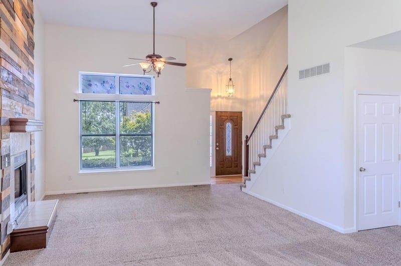 21705 Race St, Spring Hill, KS 66083