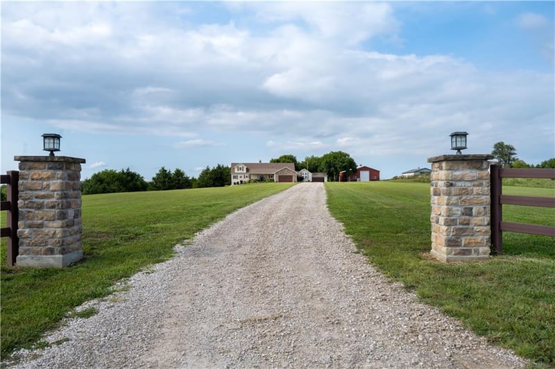 1028 600 Rd, Baldwin City, KS 66006