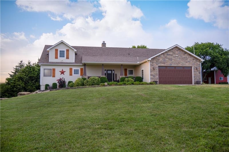 1028 600 Rd, Baldwin City, KS 66006