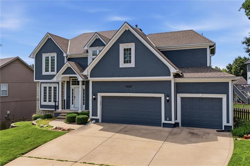 5627 81st Ter, Kansas City, MO 64151