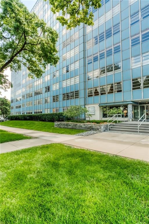 333 Meyer Blvd #209, Kansas City, MO 64113