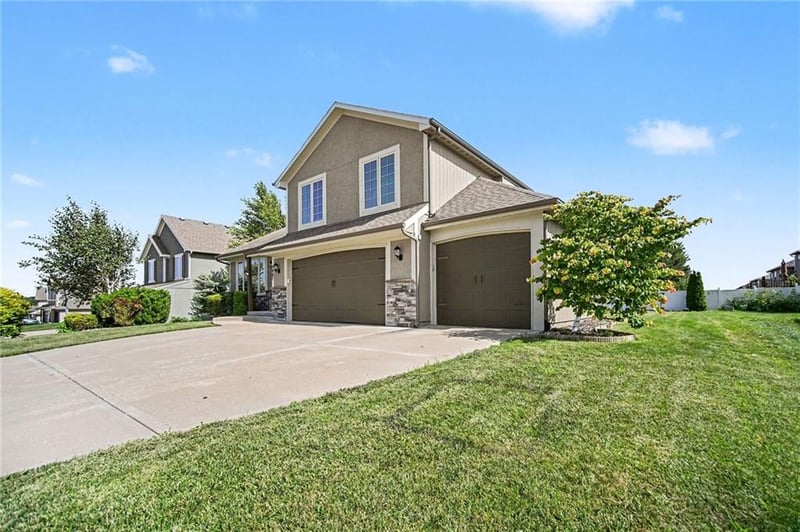 3907 91 Ter, Kansas City, MO 64156