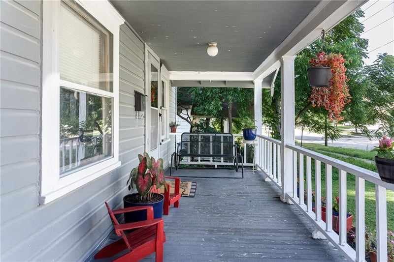 237 Allcutt Ave, Bonner Springs, KS 66012