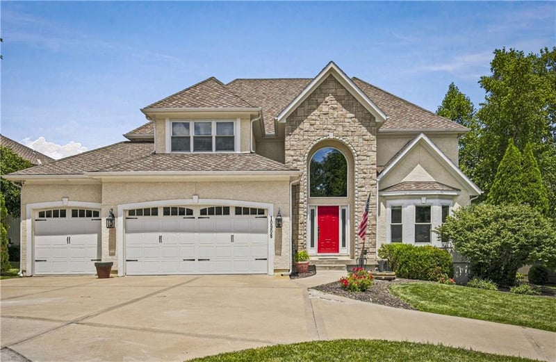 10908 144th St, Overland Park, KS 66221