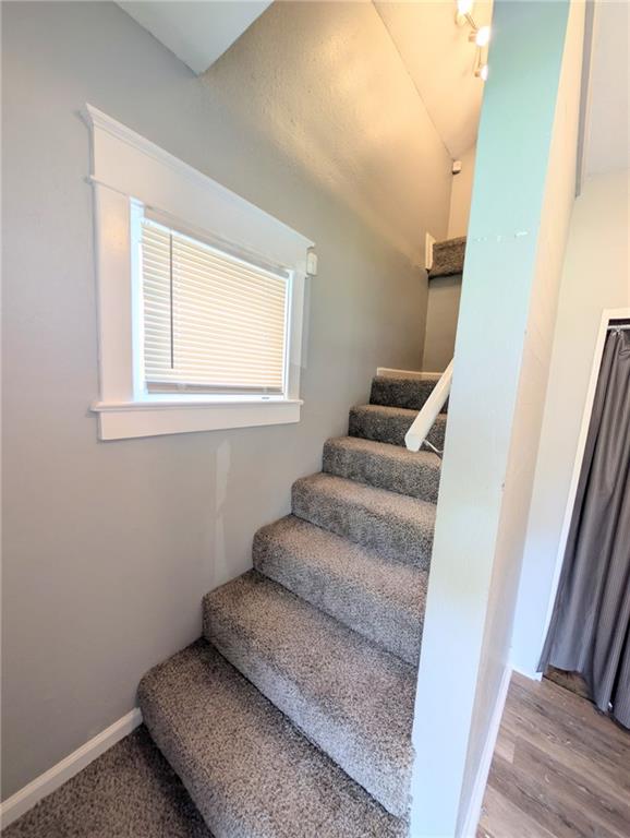 1111 44th St, Kansas City, MO 64111