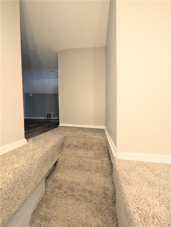 1111 44th St, Kansas City, MO 64111