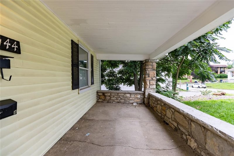 1111 44th St, Kansas City, MO 64111