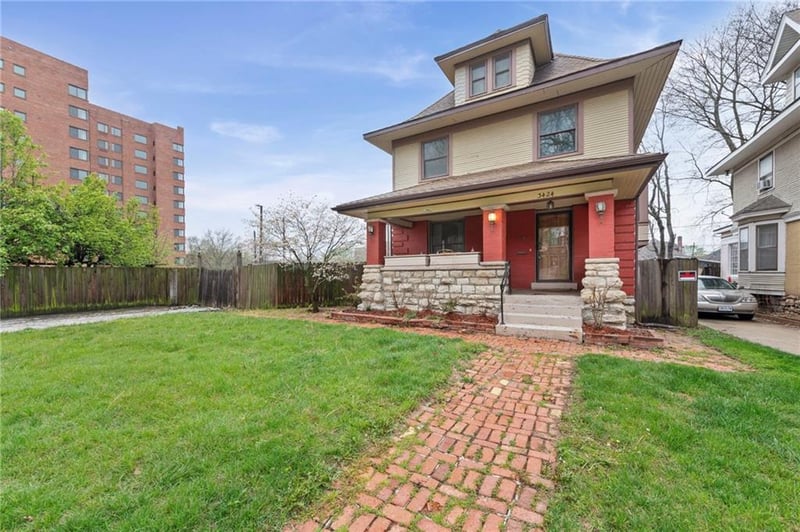 3424 Holmes St, Kansas City, MO 64109