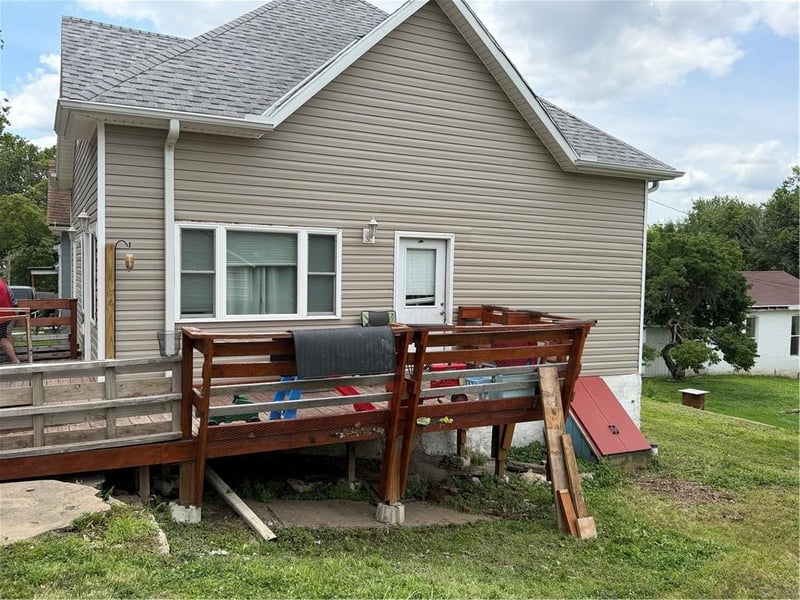 904 Vine St, St Joseph, MO 64503