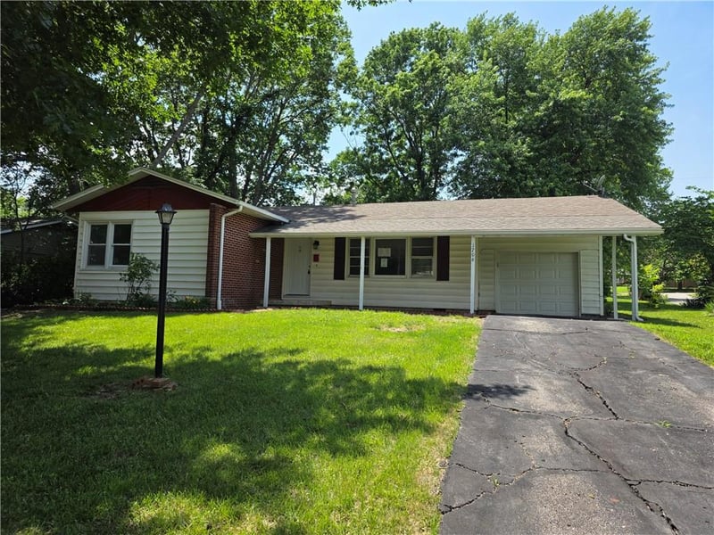 1706 Eddy St, Fort Scott, KS 66701