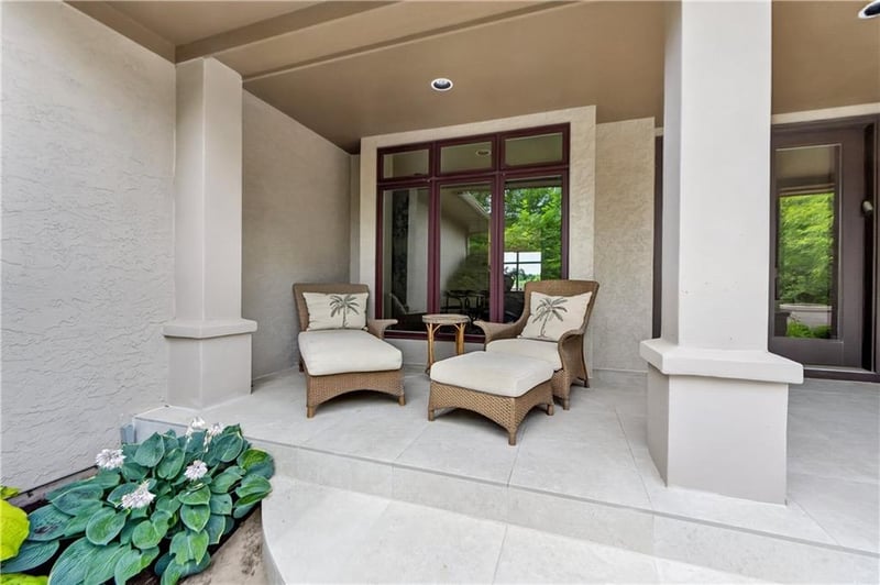 5520 Golden Bear Dr, Overland Park, KS 66223