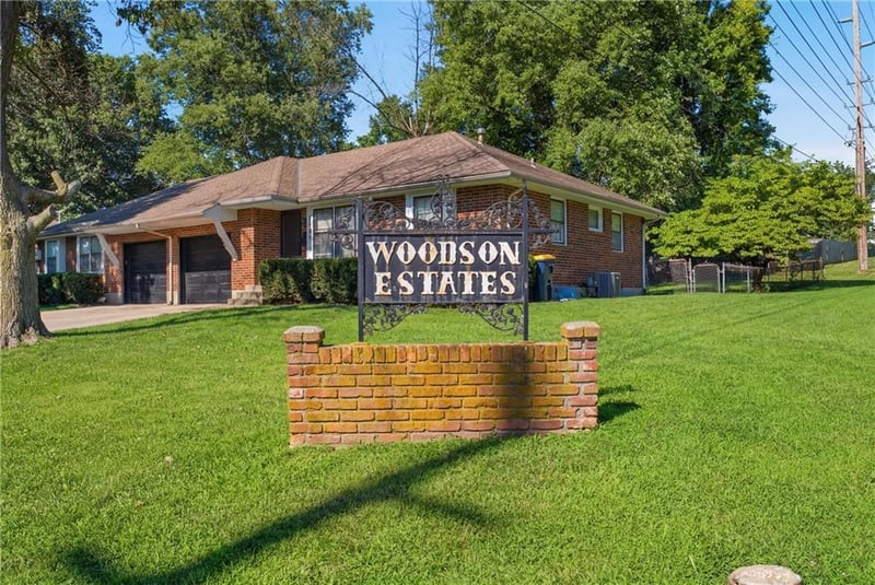 5900 Westridge Rd, Raytown, MO 64133