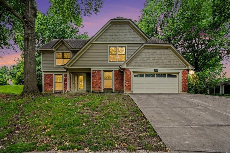 109 44th St, Kansas City, MO 64116