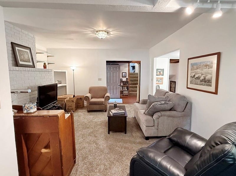 628 Arch St, Nevada, MO 64772