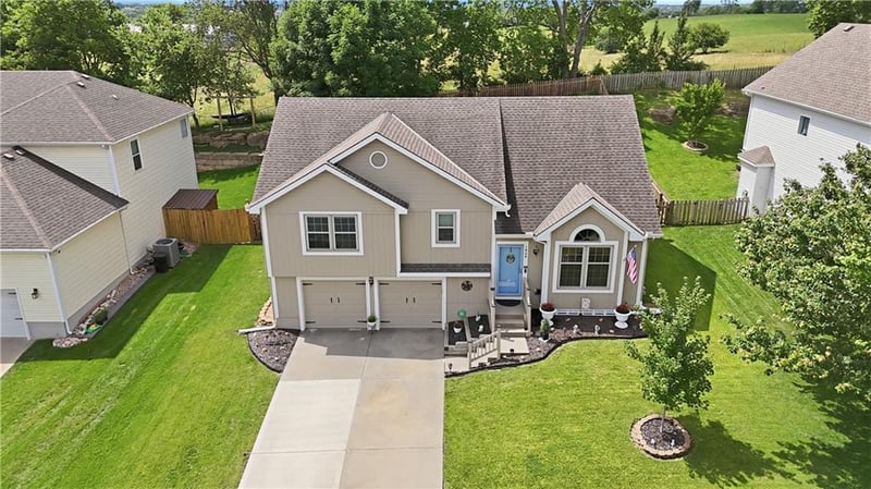 1404 Fox Run Trl, Platte City, MO 64079