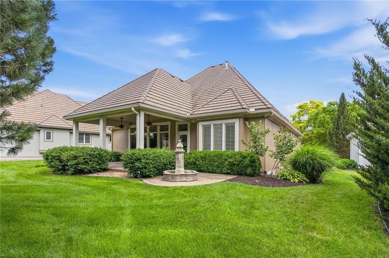 15212 Fontana St, Leawood, KS 66224