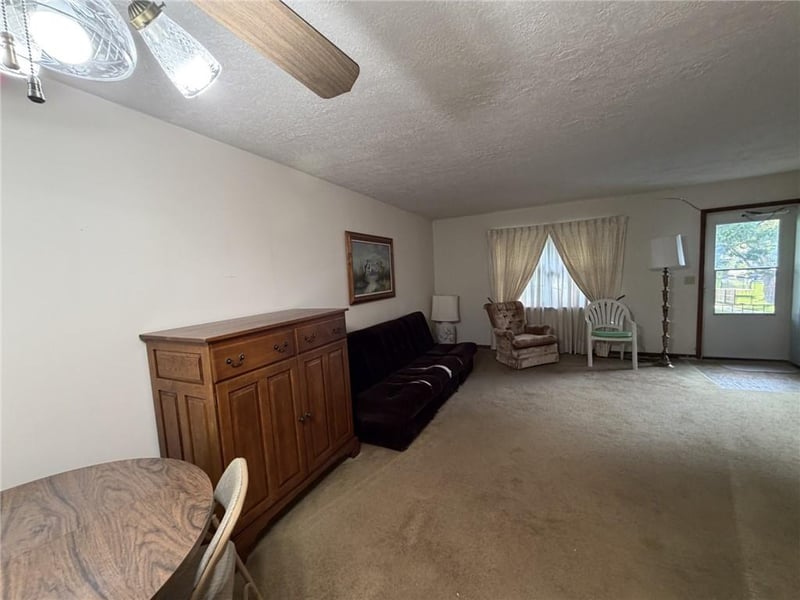 10719 Mcgee St, Kansas City, MO 64155