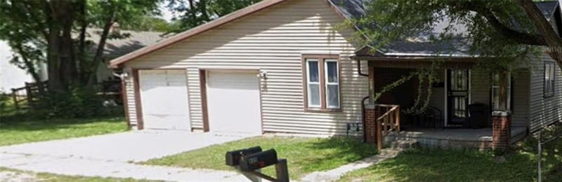 907 Morgan St, St Joseph, MO 64504