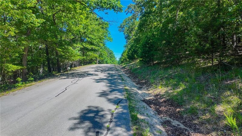 Muirfield Dr, Sunrise Beach, MO 65079