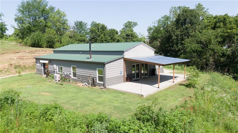10259 Perry Rd, Orrick, MO 64077