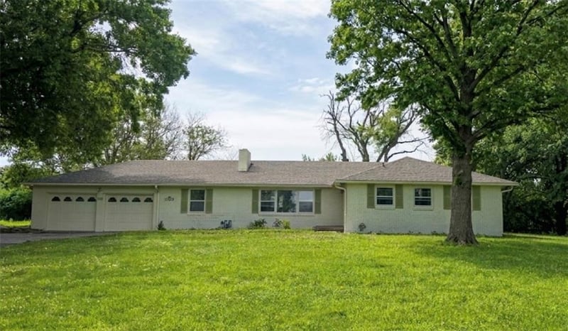 17029 Springdale Rd, Leavenworth, KS 66048