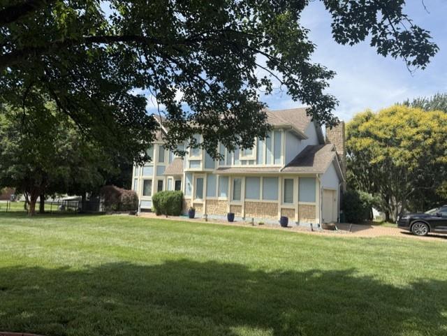 1090 Blackwell Rd, Lee's Summit, MO 64086