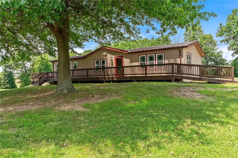 38298 Hwy 210 Hw, Richmond, MO 64085
