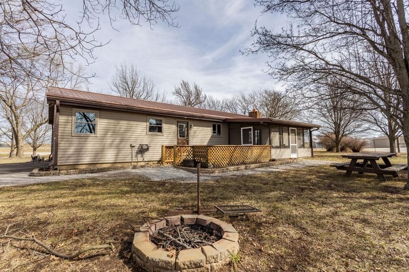 587 First Tract 3 Ln, Lamar, MO 64759
