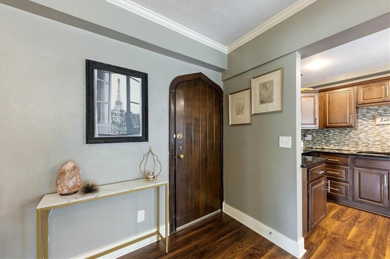 700 48th St #206, Kansas City, MO 64112