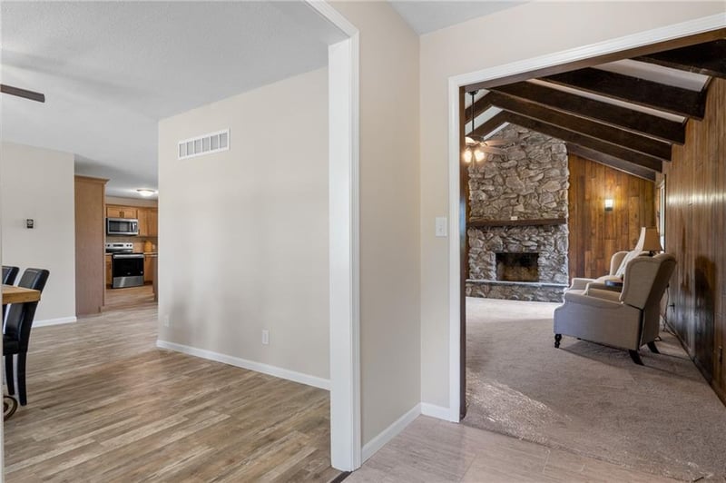 15360 Ks 7 Hw, Centerville, KS 66014