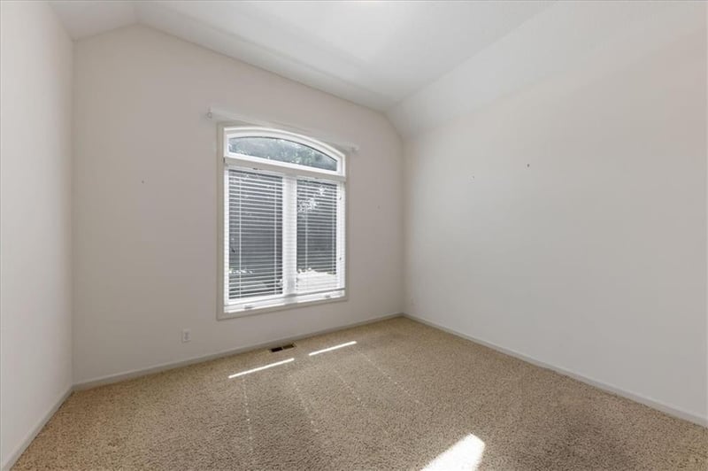 7128 Allman Dr, Shawnee, KS 66217