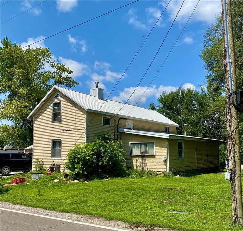 34600 State Route F Hw, Garden City, MO 64747