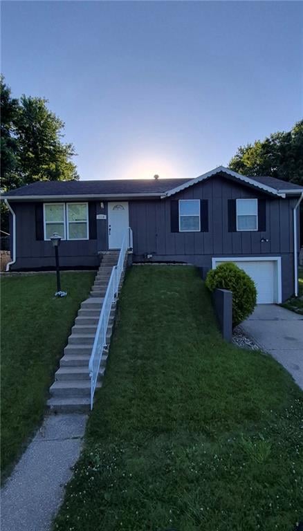 2506 College Ln, St Joseph, MO 64503