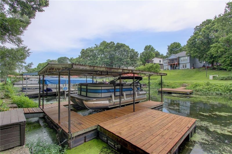 61 H St, Lake Lotawana, MO 64086