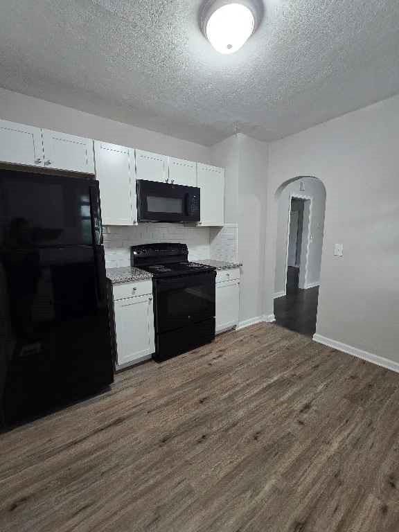 9004 55th St, Raytown, MO 64133
