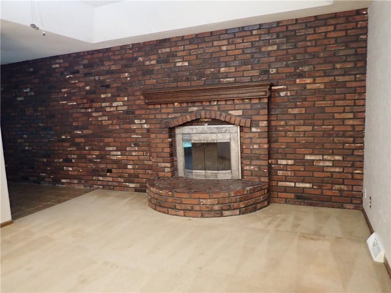 1608 20th St, Blue Springs, MO 64015