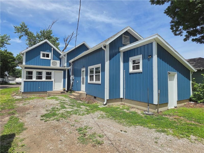 309 Washington Ave, Iola, KS 66749