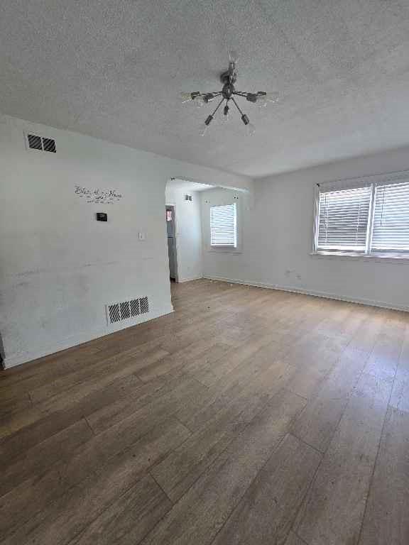 7229 Agnes Ave, Kansas City, MO 64132