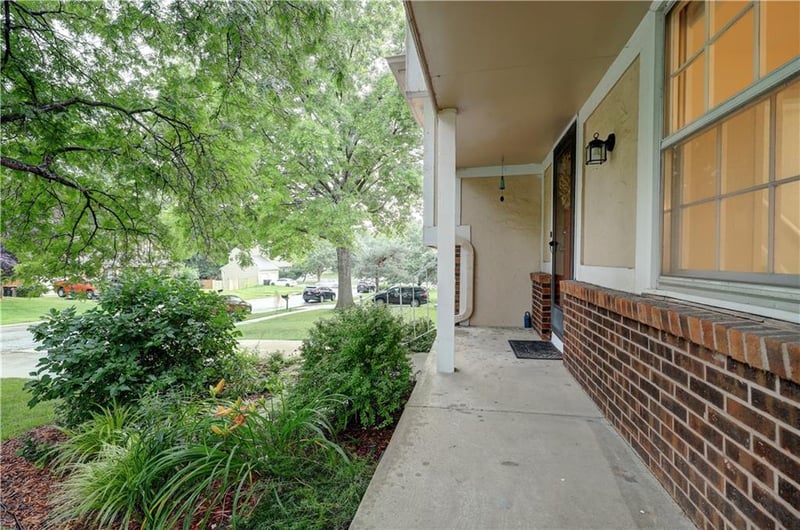 11820 99th Ter, Overland Park, KS 66214
