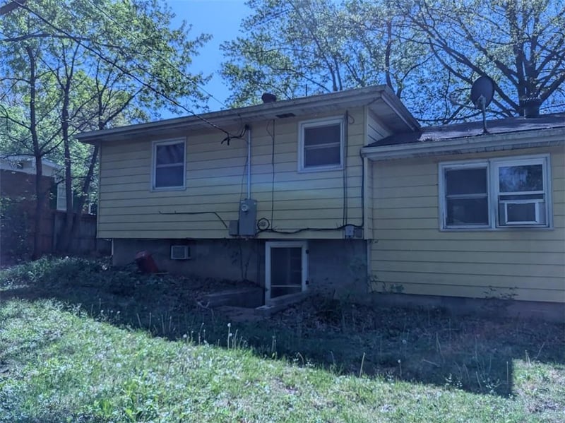 4013 Shrine Park Rd, Leavenworth, KS 66048