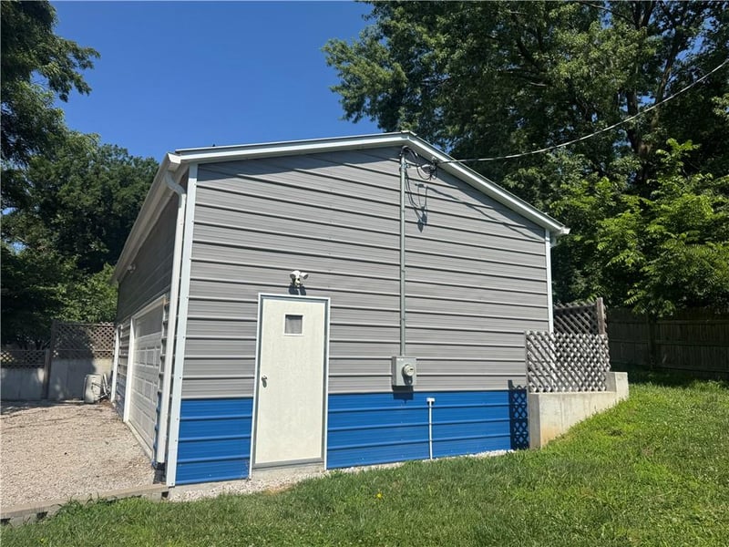 2916 52nd St, Kansas City, KS 66104