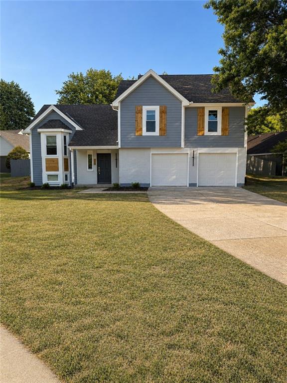 412 Deerfield Ct, Lee's Summit, MO 64086